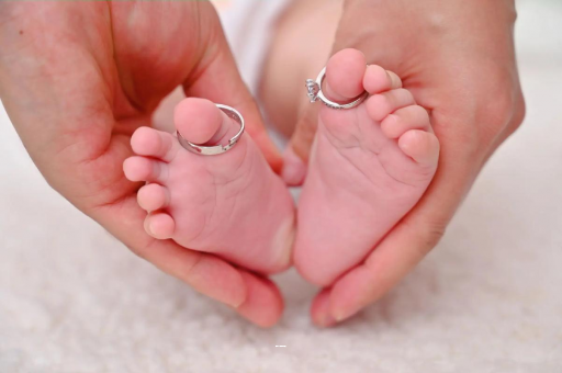 借卵生子咨询孕妇29周是几个月